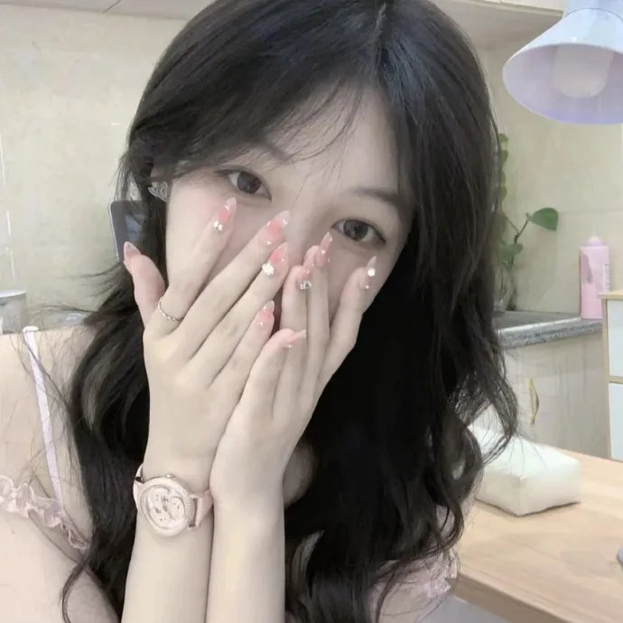 他夏天住在楼下